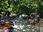 Het gezellige plein van Karia (Karya) foto 1 - Lefkas (Lefkada)